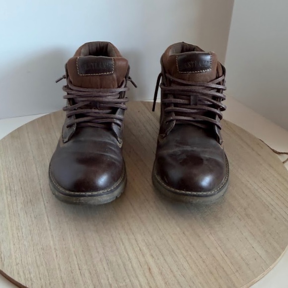 Eastland Men’s Finn Boots Brown Leather Synthetic Upper Memory Foam Size 8.5D - Picture 3 of 7